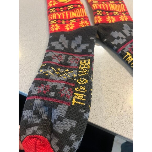 Gryffindor Harry Potter Fuzzy Winter Socks - One Size - Picture 3 of 7
